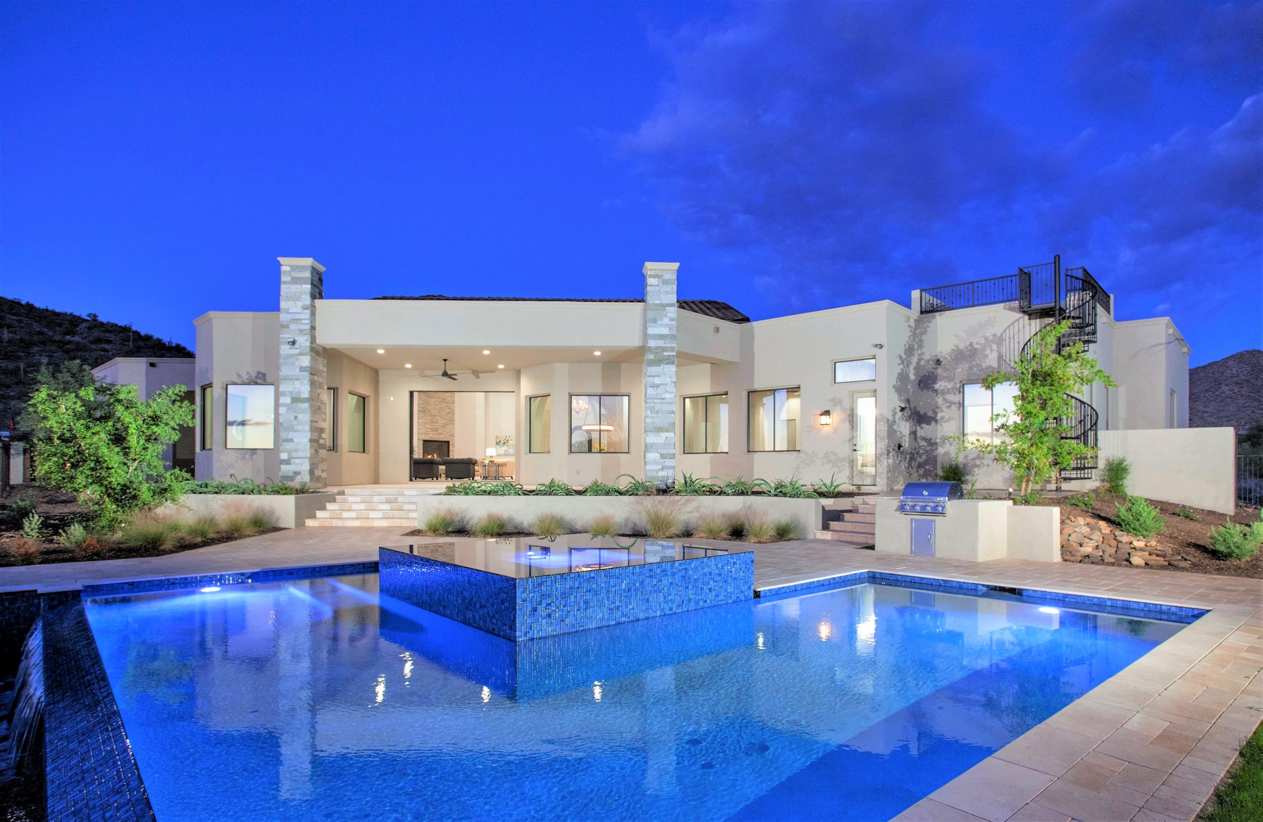 Eagle Canyon Luxury Living Homes