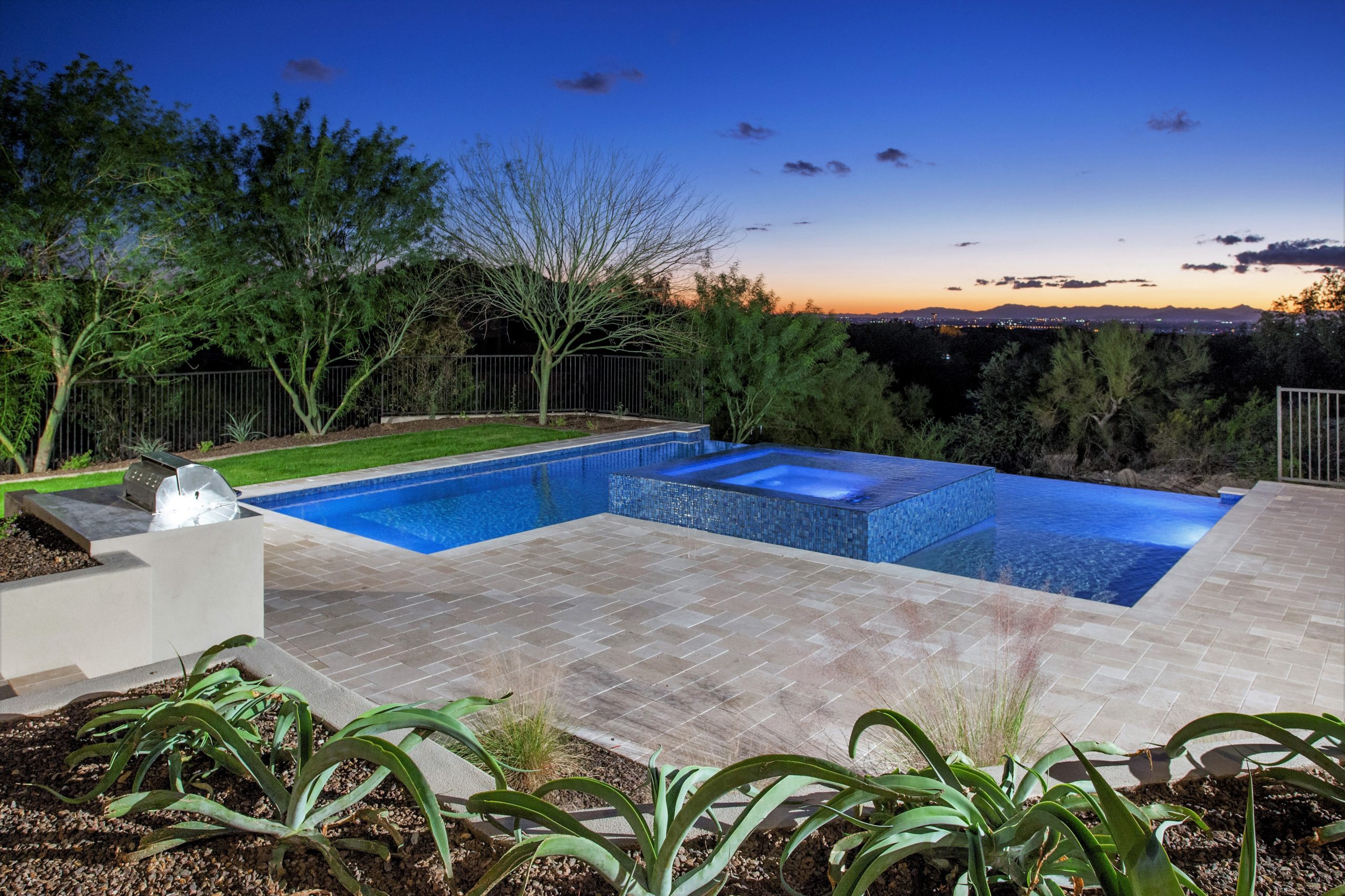 Eagle Canyon Luxury Living Homes